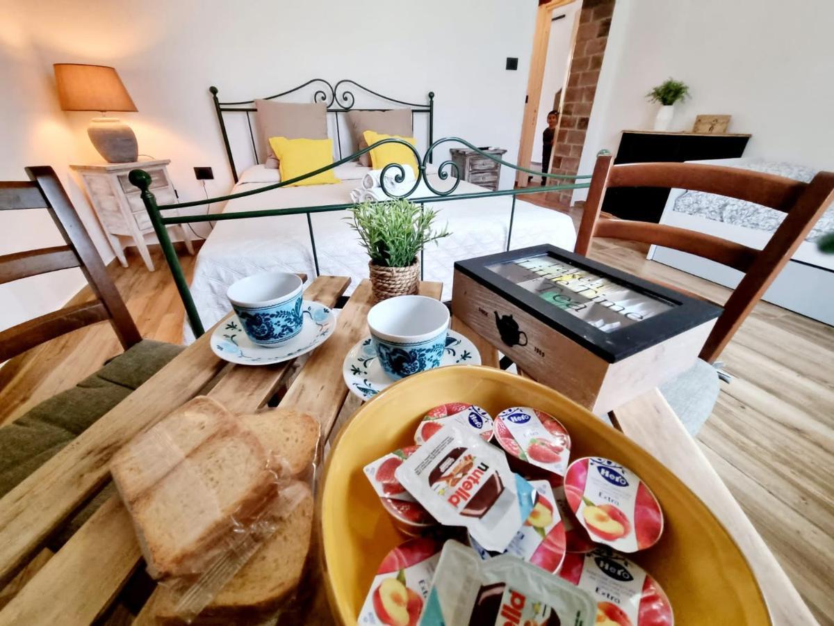 Da Laura Hotel Bottidda ภายนอก รูปภาพ